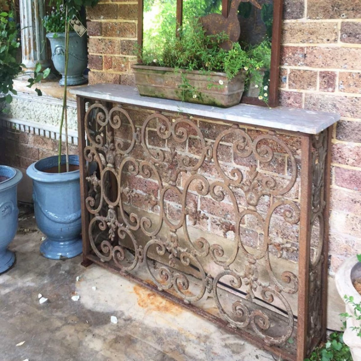 PAIR C1920 FRENCH CONSOLE