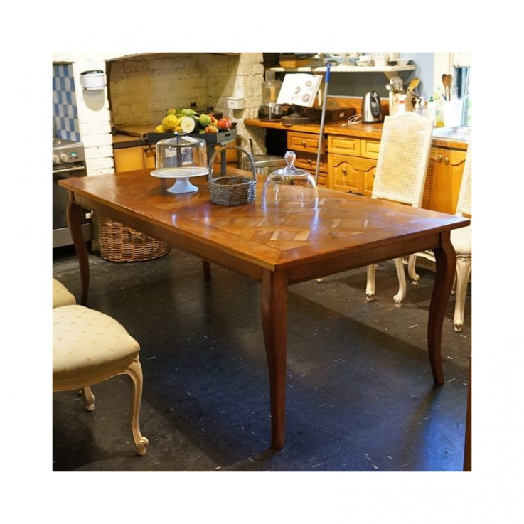 FRENCH PROVINCIAL FARM HOUSE TABLE
