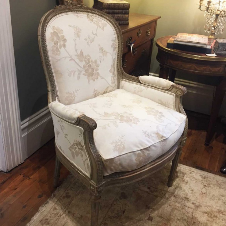 19TH CENTURY FRENCH BERGERE