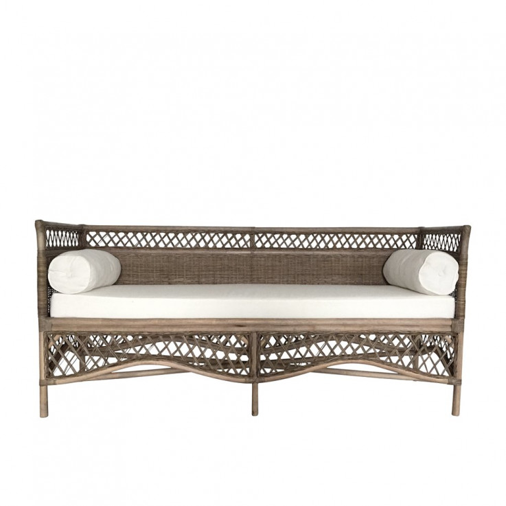 LILLY RATTAN DAYBED