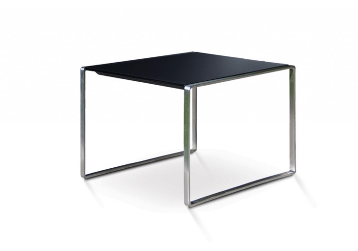 Mesona Outdoor Side Table by Fuera Dentr