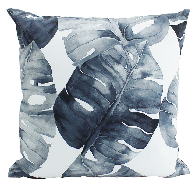 Throw cushion ‘Black Leaves’ 50x50cm