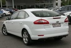 2008 Ford Mondeo Zetec Hatchback (White)