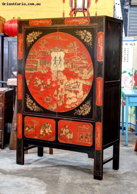 Large Chinese Style Black and Red Lacque