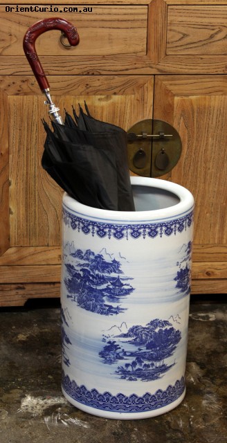 Blue and White Ceramic Umbrella Holder T