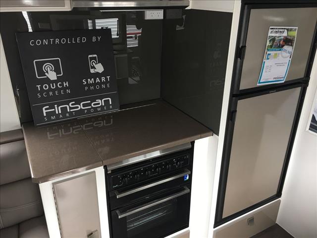 2017 RETREAT HAMILTON 236C SLIDE CARAVAN