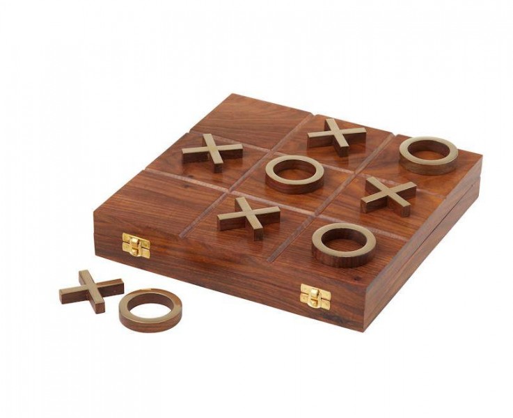 NOUGHTS & CROSSES GAME