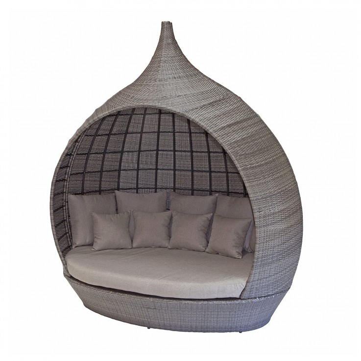 Shelta Pagoda Daybed