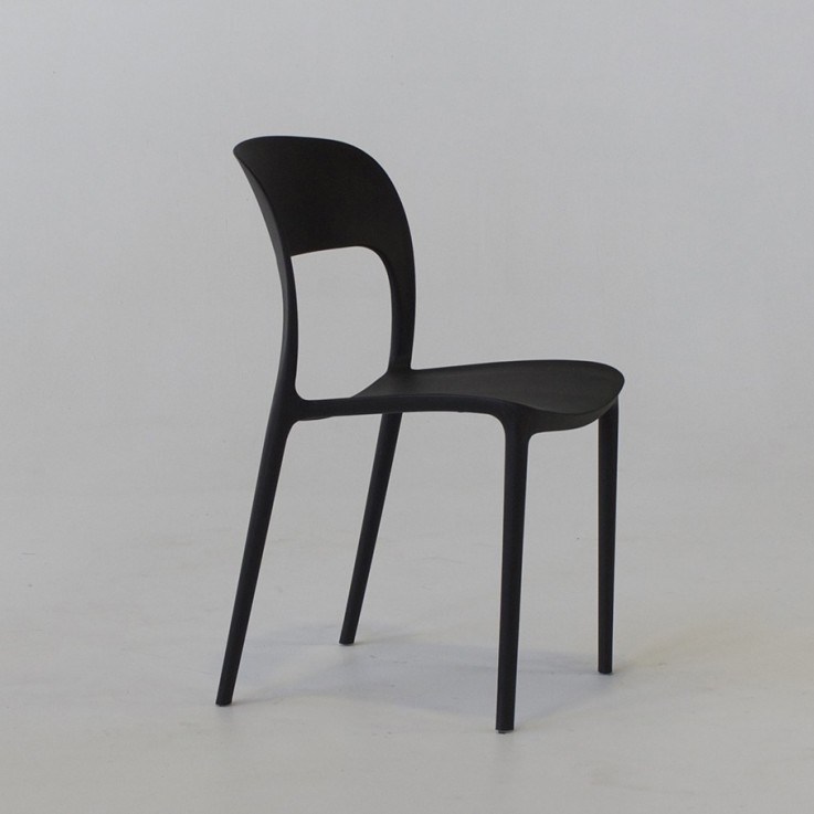 Roma dining chair in black