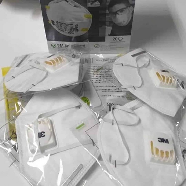 3M™ Respirators and Surgical Mask 8210 N95