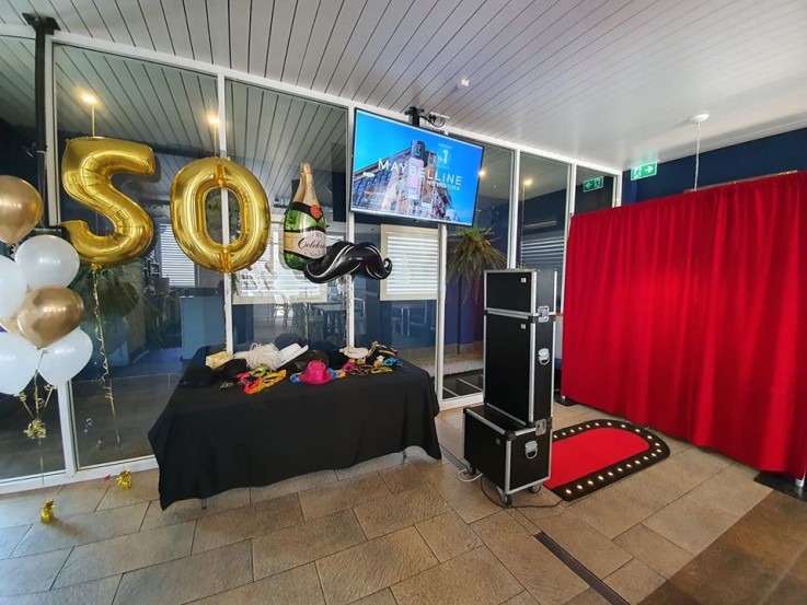 Lenslock Your Moments With Photobooth Hire in Sydney
