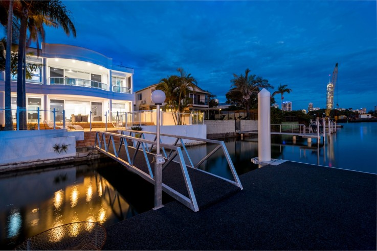 Beachfront Holiday Houses Gold Coast