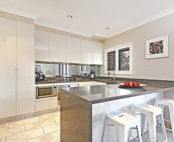 Stunning Custom Kitchen Design & Remodelling Services in Sydney 