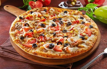 Pizza 15%  0FF @ Aroma's Pizza House