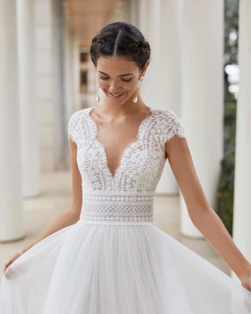Now get your dream wedding dress with us in Melbourne