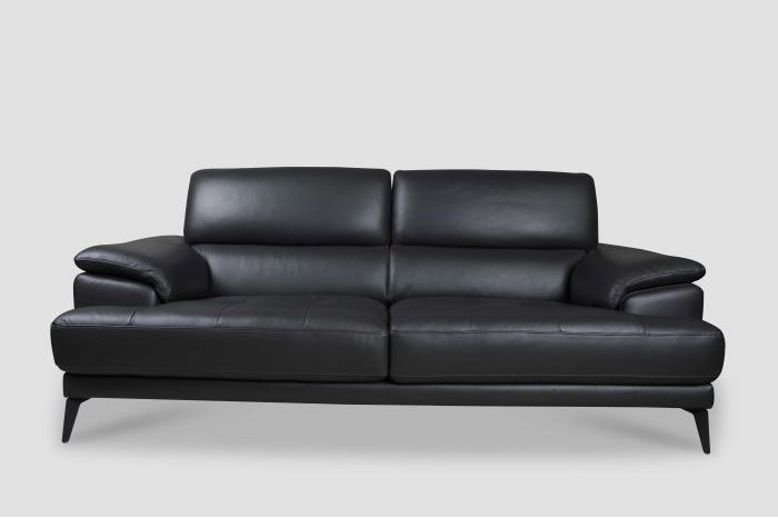 Luxurious leather sofa for sale