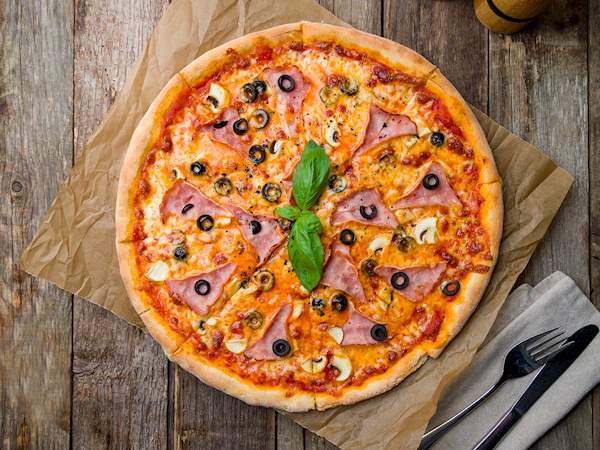 15%  0FF @ La Romana Pizza Bar Broadview