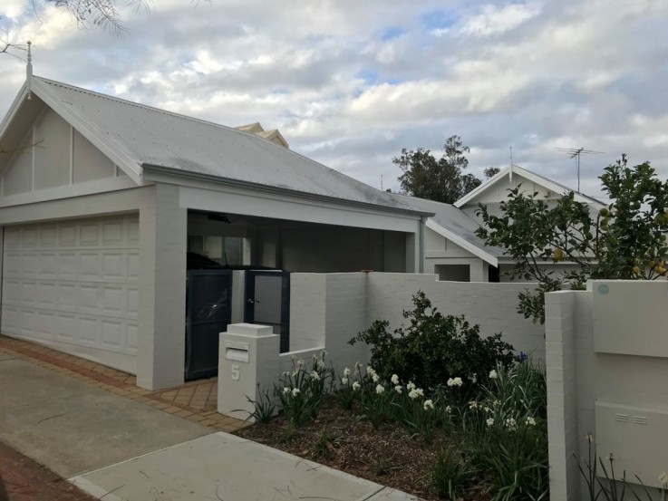House Painters Perth | Delicate Painting