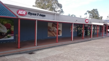 Lovey's Grocers IGA Plus Liquor Dungog