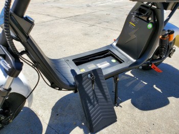 New 2000W + 40AH Citycoco E-Scooter 