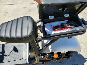 New 2000W + 40AH Citycoco E-Scooter 