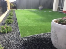 Hire Professional Landscaper in Mandurah to Beautify your Lawn