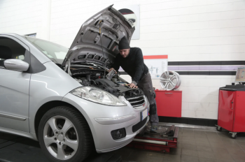 Expert Car Mechanic in Blue Mountains - Muffler Mart & Tyre