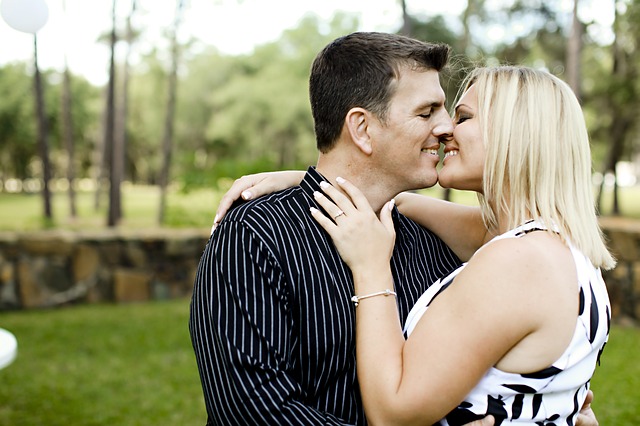 Top 5 Best Online Dating Sites in Australia!!