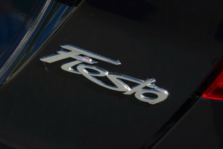 2009 Ford Fiesta LX