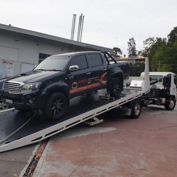 Affordable Tilt Tray Towing Service in Richmond - Richmond Fast Towing
