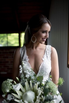 Finding the Perfect Lace Wedding Dress