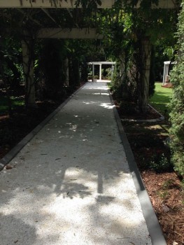 Service Landscaping Garden and Tree Services