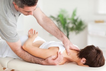 Book Accredited Soft Tissue Therapist for Complete Well Being