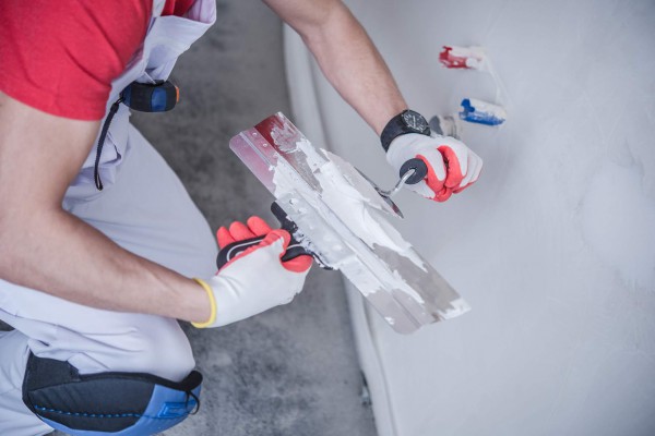 Plastering & Painting Professional with Best Price Near Ipswich