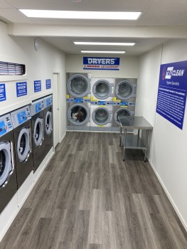 Laundrette @ Beenleigh