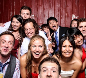 Hire Photo Booth in Melbourne and Make Your Event Memorable