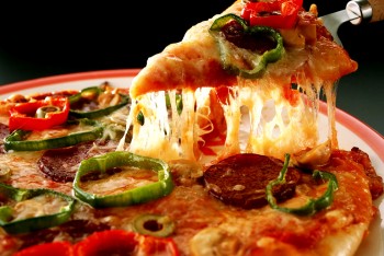 Tasty Pizza’s  5%  0FF @ Karrara pizza