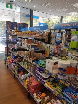 Franchise, Service Station