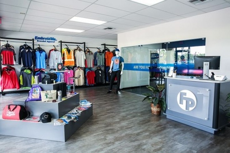 Franchise Retail Service