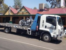 Professional emergency towing in Melbourne