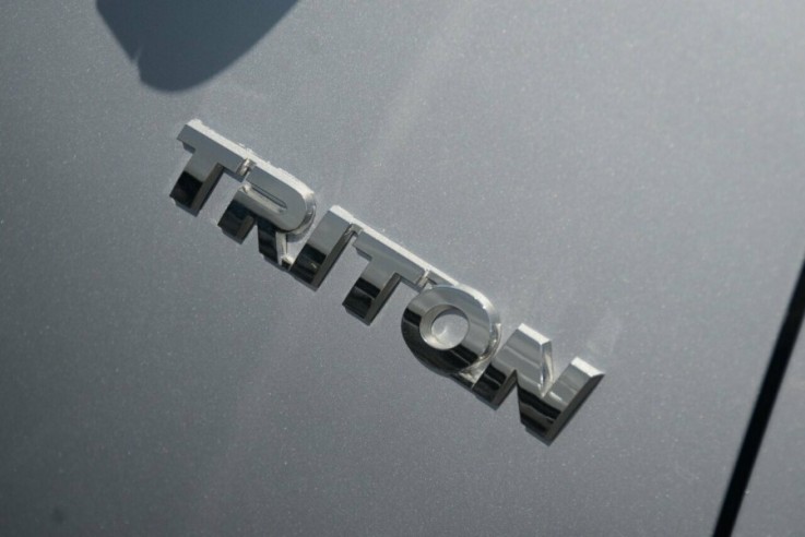 2012 Mitsubishi Triton GL
