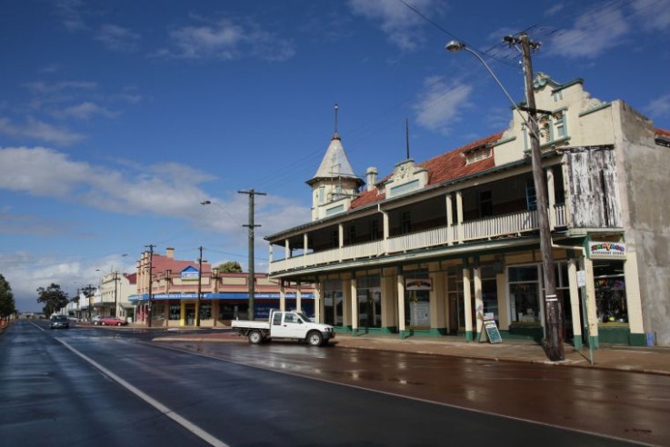 KATANNING STOCK THRIFTY-LINK HARDWARE