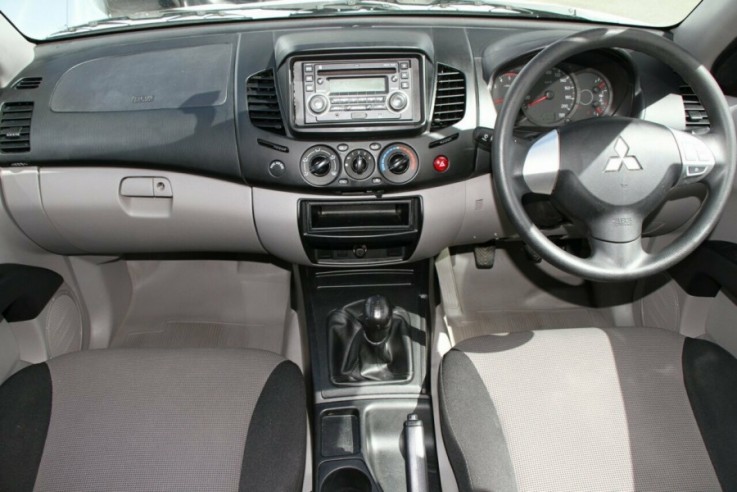 2012 Mitsubishi Triton GLX Double Cab