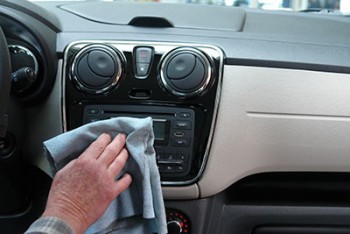 Can&rsquo;t find the right car interior cleaning services in Melbourne? 