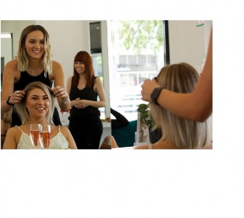 Blonde Specialist Gold Coast | Best Hairdresser Colourist Coolangatta