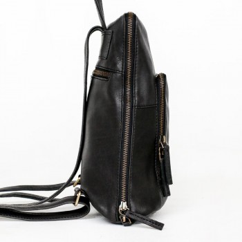 Be a Trendsetter with Women's Leather Ba