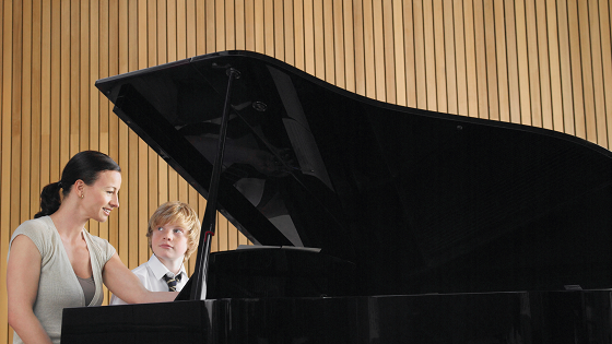 Looking for a professional music lesson provider in Sydney? 