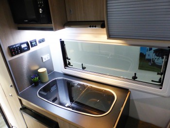 Ozcape Woondabaa Slide-On 