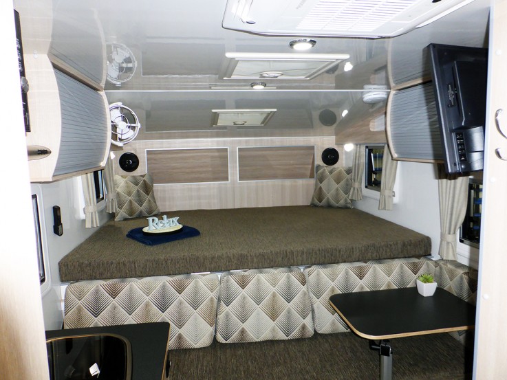 Ozcape Woondabaa Slide-On 