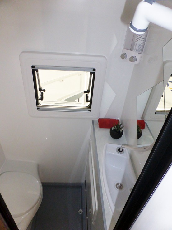 Ozcape Woondabaa Slide-On 